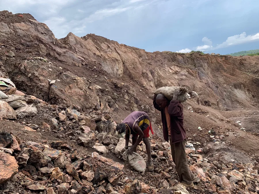 Artisanal cobalt miners working by hand in the Democratic Republic of the Congo