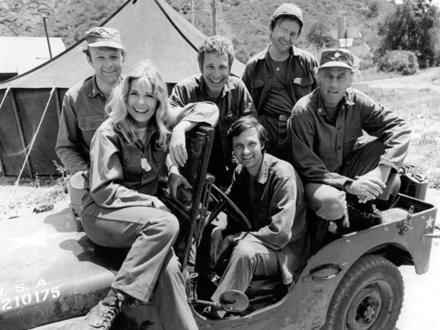 Cast of M*A*S*H in 1974